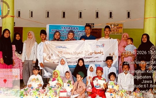 Semen Indonesia Cooperative Gelar Santunan Anak Yatim dan Dhuafa di Yayasan Riyadhul Jinaan Gending