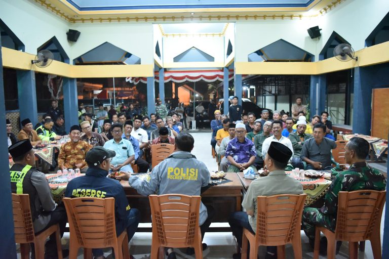 Kapolres Gresik Tegaskan Komitmen Jaga Keamanan dan Ketertiban Warga dan Banyutengah 