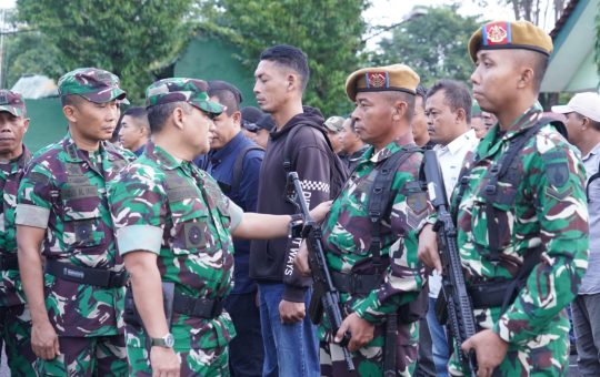Kasrem 084/Bhaskara Jaya Pimpin Apel Gelar Pasukan Pengamanan Kunjungan Wapres RI di Surabaya