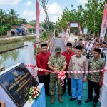 Danrem 084/Bhaskara Jaya Resmikan Jembatan Perintis Garuda Merah Putih, Buka Akses Dua Desa dan Dongkrak Ekonomi Warga Sumenep IMG-20260703-WA0049