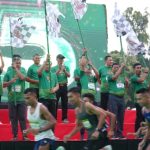 Meriahkan HUT ke-65 Kostrad, Kasad Lari Bersama 10 Ribu Peserta Meriahkan HUT ke-65 Kostrad, Kasad Lari Bersama 10 Ribu Peserta
