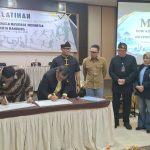 Penandatanganan MOU Antara Unnur Bandung Dengan Koni Mewarnai Pelatihan Personal Branding Penandatanganan MOU Antara Unnur Bandung Dengan Koni Mewarnai Pelatihan Personal Branding