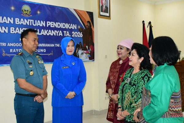 Yayasan Bakti Jalakanya Berikan Bantuan Pendidikan Kepada Putra-Putri Purnawirawan TNI AL Rayon Bandung