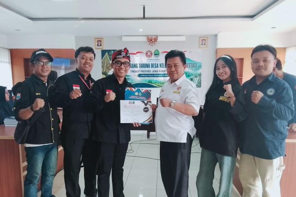 Bawa Nama Cimahi ke Tingkat Provinsi, Karang Taruna Cibeureum Raih Juara III