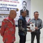 Perkuat Struktur Organisasi, DPN Jajaran Wartawan Indonesia Resmi Serahkan Mandat Kepada Faisal Haris Perkuat Struktur Organisasi, DPN Jajaran Wartawan Indonesia Resmi Serahkan Mandat Kepada Faisal Haris